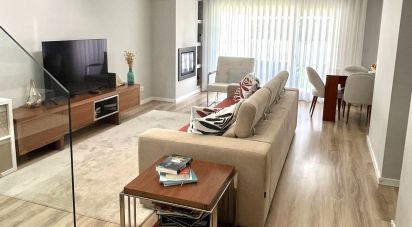 Casa / Villa T4 em Fernão Ferro de 150 m²