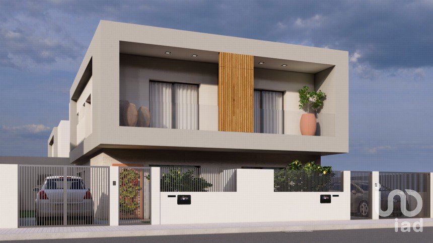 Casa / Villa T4 em Fernão Ferro de 100 m²