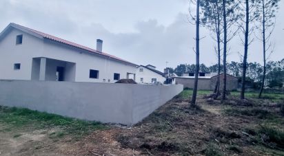 Maison T3 à Bajouca de 226 m²