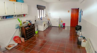 Casa / Villa T6 em Atouguia da Baleia de 230 m²