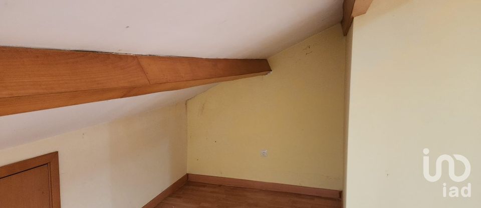 Appartement T3 à Laranjeiro e Feijó de 84 m²