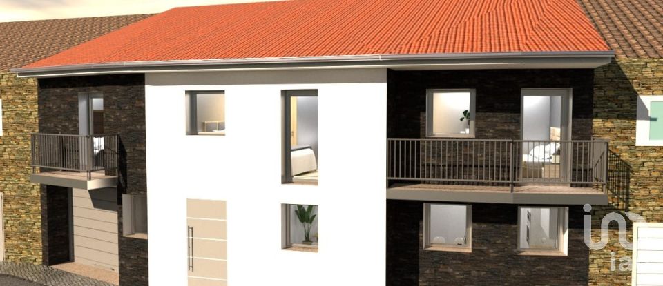 Casa T3 em Alijó de 166 m²