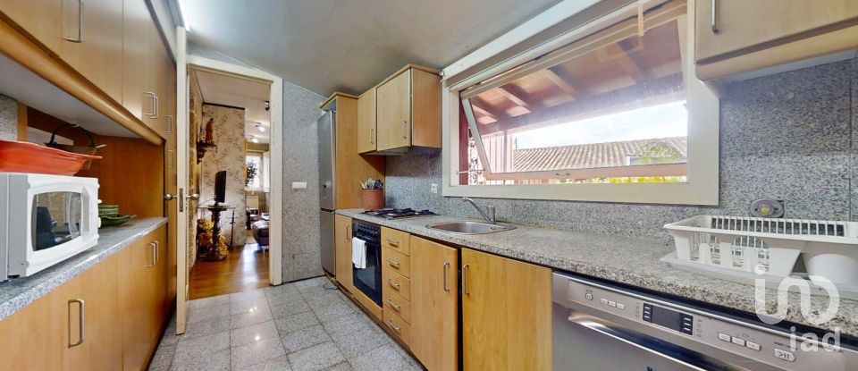 Ferme T9 à Tabuaças de 304 m²