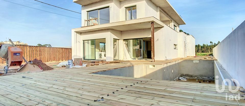 Maison T4 à Silveira de 249 m²