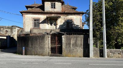 Casa tradicional T8 em São Miguel do Outeiro e Sabugosa de 368 m²