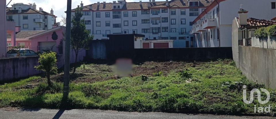 Terreno em Esmoriz de 560 m²