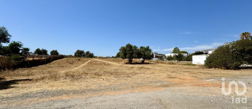 Terreno para construção em Quelfes de 2 760 m²