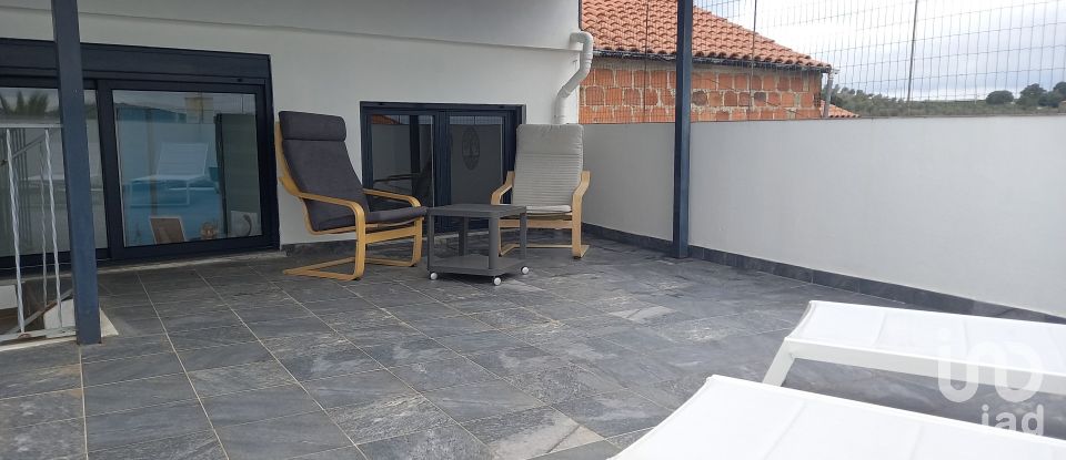 Casa / Villa T2 em Azinhoso de 80 m²