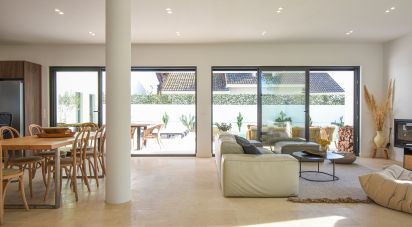 Maison T4 à Sesimbra (Castelo) de 251 m²