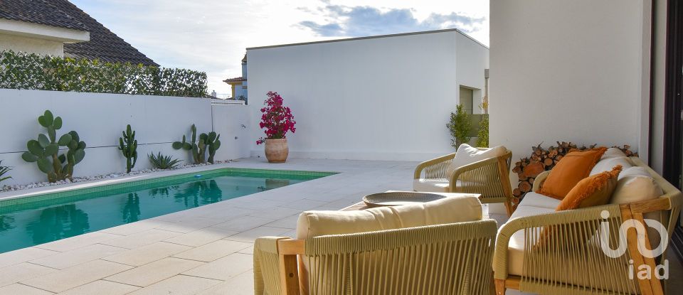 Maison T4 à Sesimbra (Castelo) de 251 m²