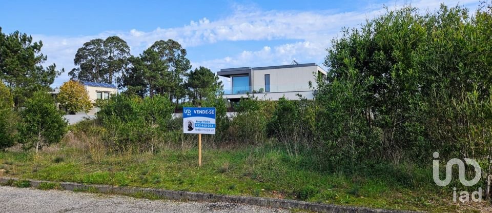 Terreno em Ovar, São João, Arada e São Vicente de Pereira Jusã de 525 m²