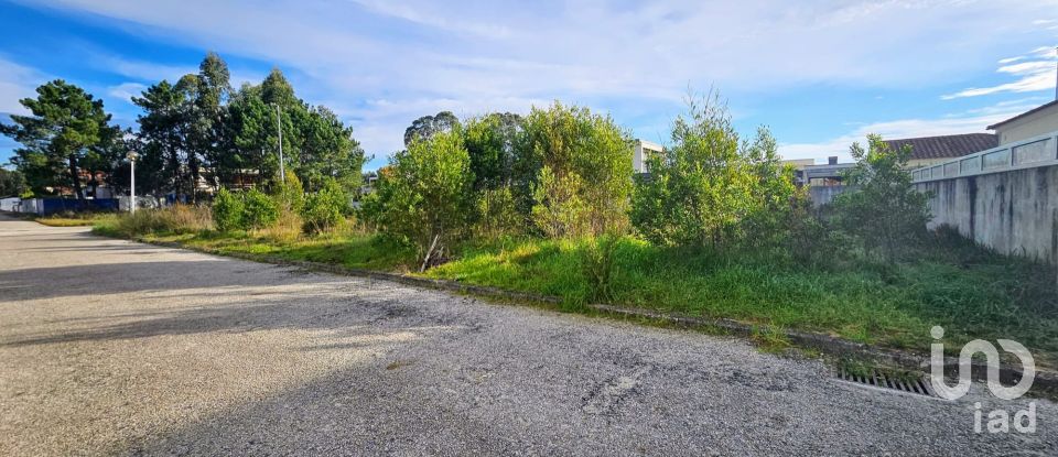 Terreno em Ovar, São João, Arada e São Vicente de Pereira Jusã de 525 m²