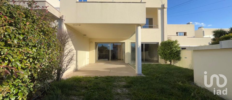 Gîte T4 à Palmeira de Faro e Curvos de 224 m²