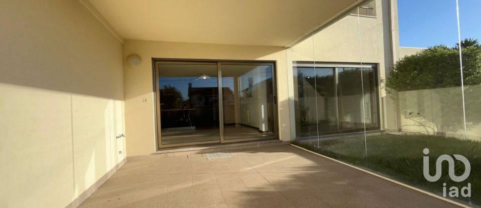 Gîte T4 à Palmeira de Faro e Curvos de 224 m²