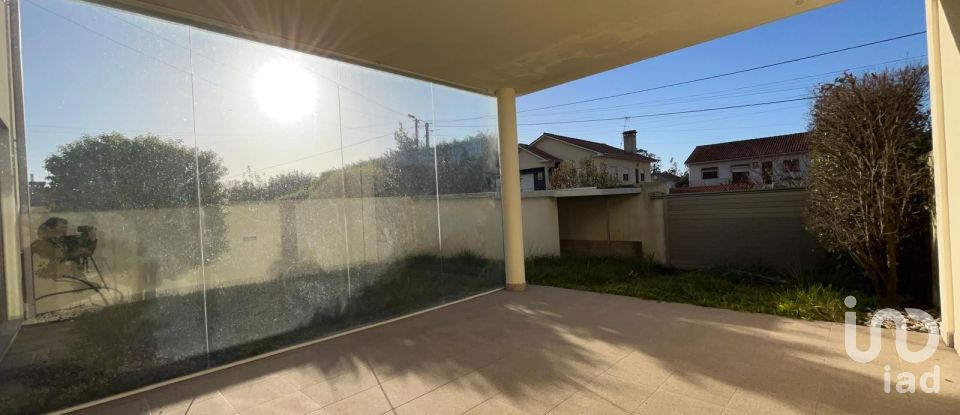 Gîte T4 à Palmeira de Faro e Curvos de 224 m²