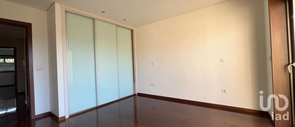 Gîte T4 à Palmeira de Faro e Curvos de 224 m²