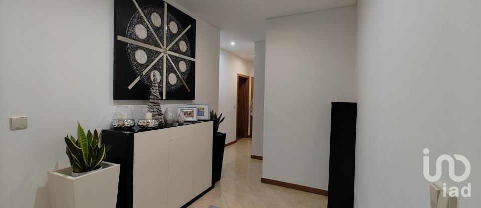 Apartamento T2 em Barroselas E Carvoeiro de 94 m²