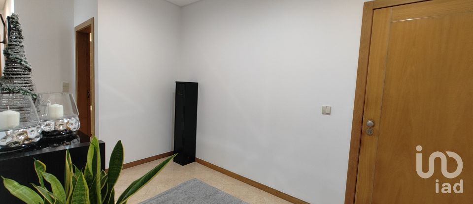 Apartamento T2 em Barroselas E Carvoeiro de 94 m²