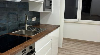 Apartamento T3 em Alcobaça e Vestiaria de 77 m²