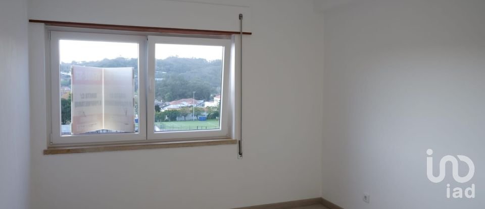 Apartamento T3 em Alcobaça e Vestiaria de 77 m²