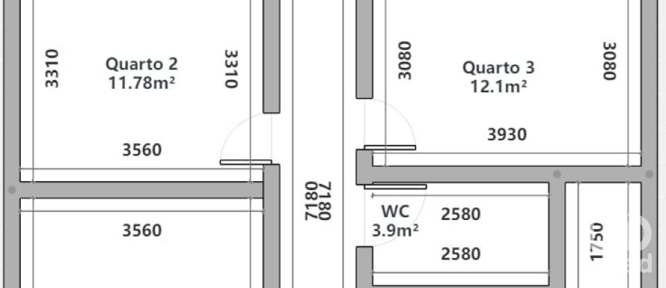 Apartamento T3 em Alcobaça e Vestiaria de 77 m²