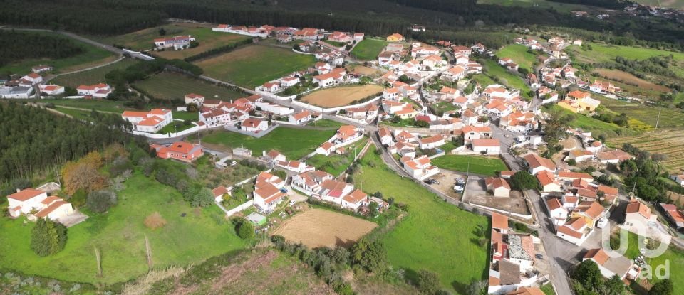 Terrain à bâtir à Aldeia Galega da Merceana e Aldeia Gavinha de 5 000 m²