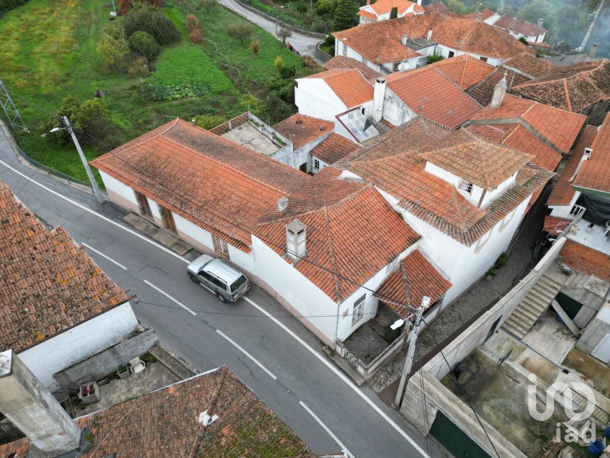 Casa / Villa T4 em Ervedosa do Douro de 335 m²