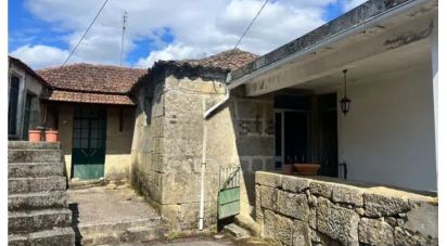 Casa / Villa T0 em Carvalhais e Candal de 390 m²