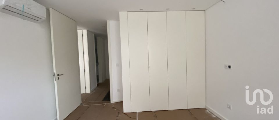 Apartamento T3 em Mafamude e Vilar do Paraíso de 113 m²