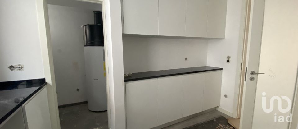 Apartamento T3 em Mafamude e Vilar do Paraíso de 116 m²