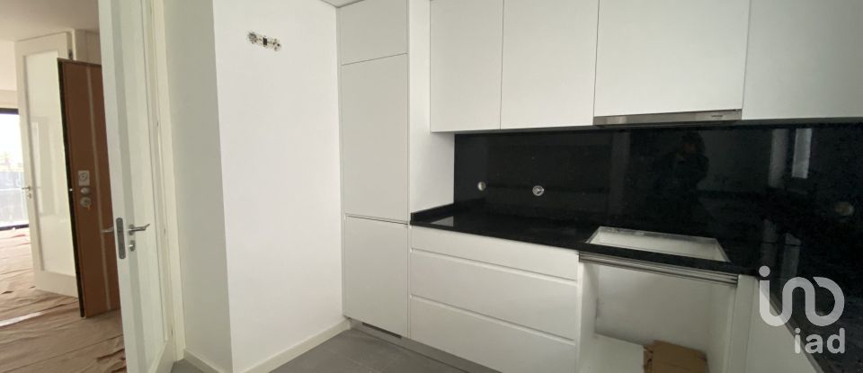 Apartamento T3 em Mafamude e Vilar do Paraíso de 116 m²