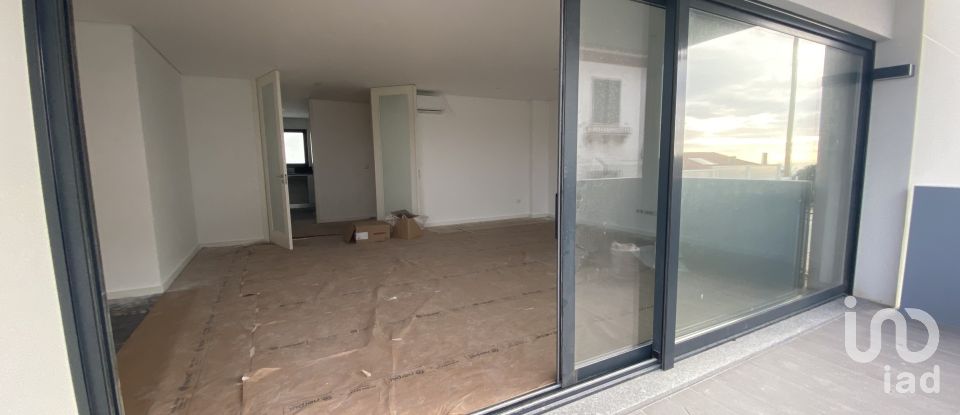 Apartamento T3 em Mafamude e Vilar do Paraíso de 116 m²