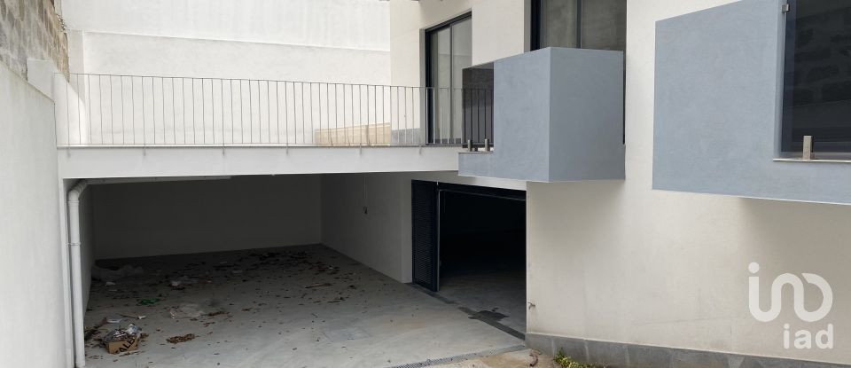 Apartamento T3 em Mafamude e Vilar do Paraíso de 116 m²