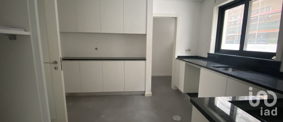 Apartamento T3 em Mafamude e Vilar do Paraíso de 116 m²