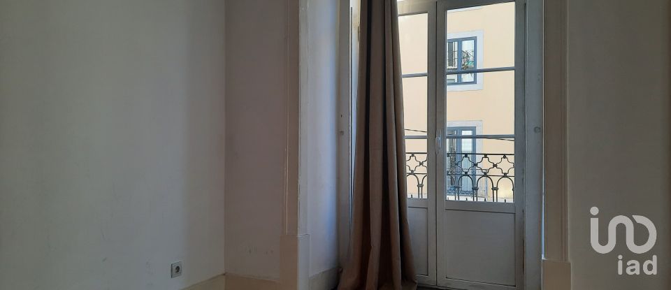 Apartment T3 in Alcântara of 120 m²