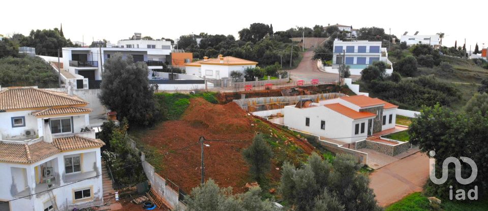 Terreno para construção em Mexilhoeira Grande de 572 m²