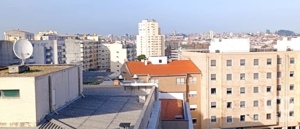 Apartment T1 in Mafamude e Vilar do Paraíso of 72 m²