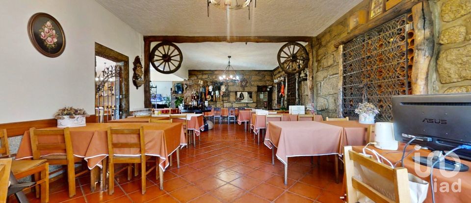 Hotel-restaurant in Bougado (São Martinho e Santiago) of 347 m²