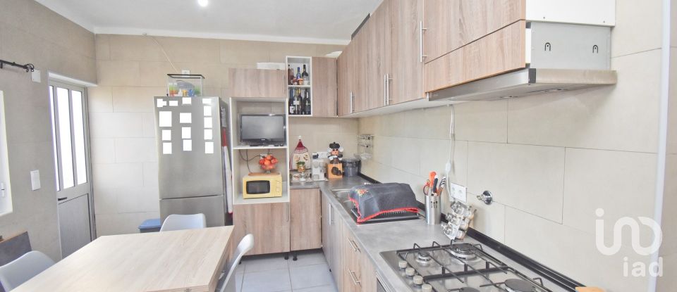 Casa tradicional T2 em Espinhal de 281 m²