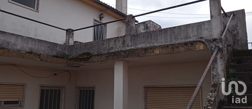 Casa de aldeia T8 em Travancinha de 507 m²