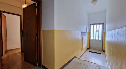 Apartamento T3 em Quelfes de 62 m²