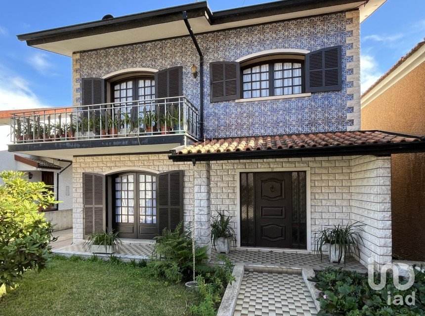 Casa / Villa T3 em Oiã de 190 m²