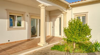 House T5 in Regueira de Pontes of 318 m²