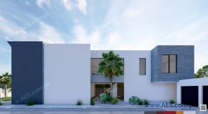 House T4 in Corroios of 472 m²