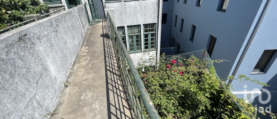 Bâtiment à Bonfim de 861 m²