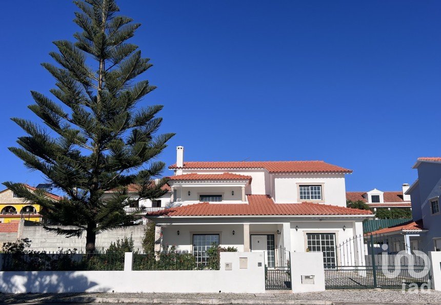 House T5 in Caldas da Rainha - Santo Onofre e Serra do Bouro of 379 m²