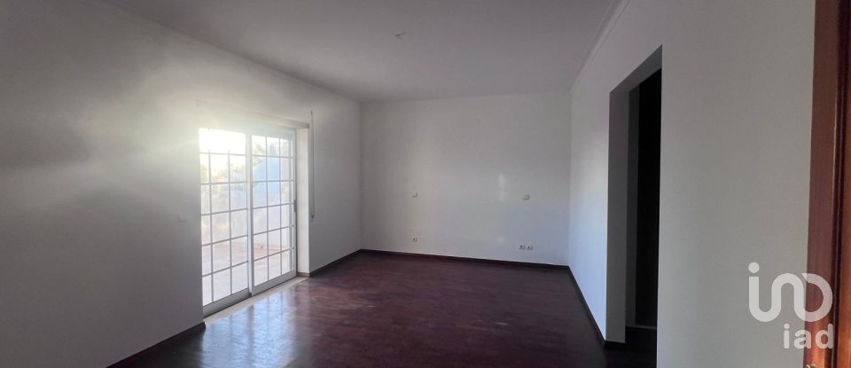 House T5 in Caldas da Rainha - Santo Onofre e Serra do Bouro of 379 m²