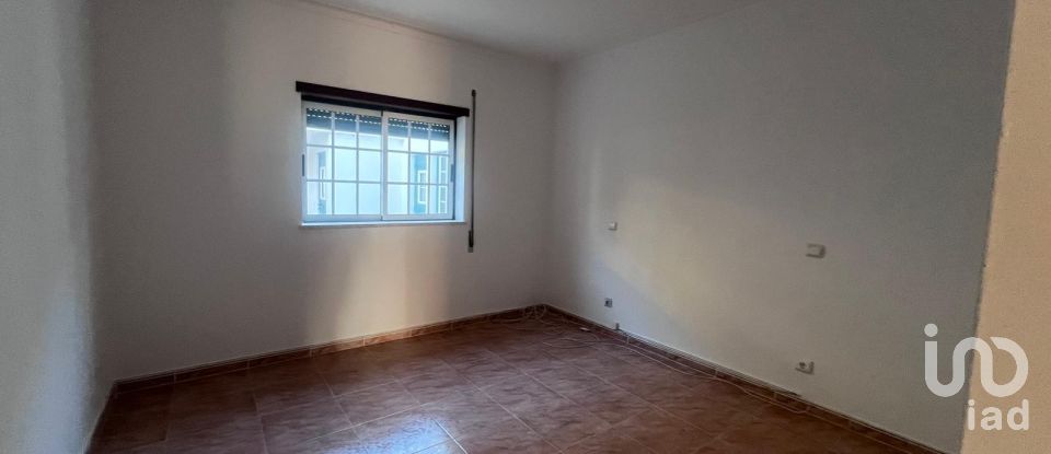 House T5 in Caldas da Rainha - Santo Onofre e Serra do Bouro of 379 m²