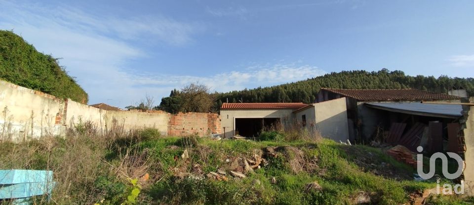 House T3 in Alcobertas of 226 m²