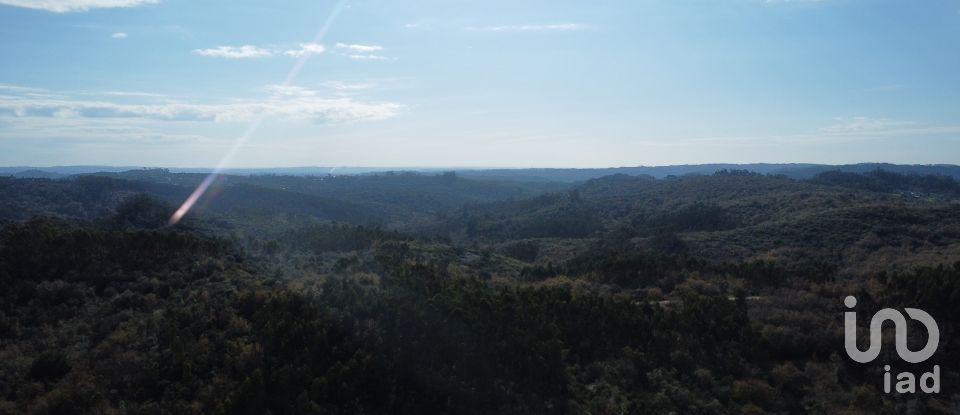 Terreno em Chãos de 6 760 m²